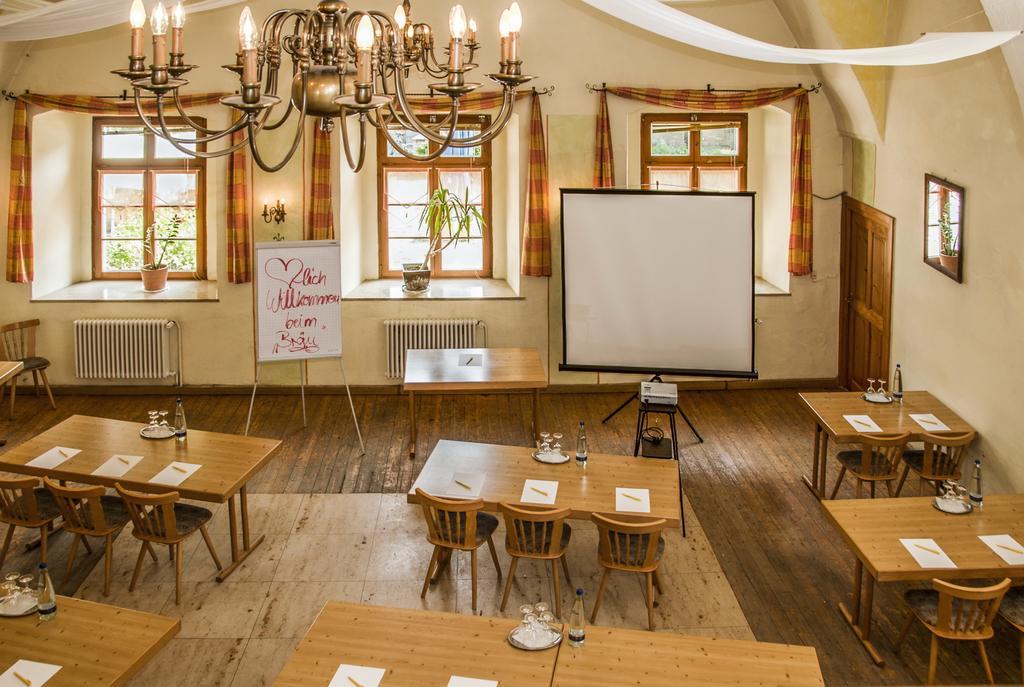 Hotel Zum Braeu Kinding Exterior photo