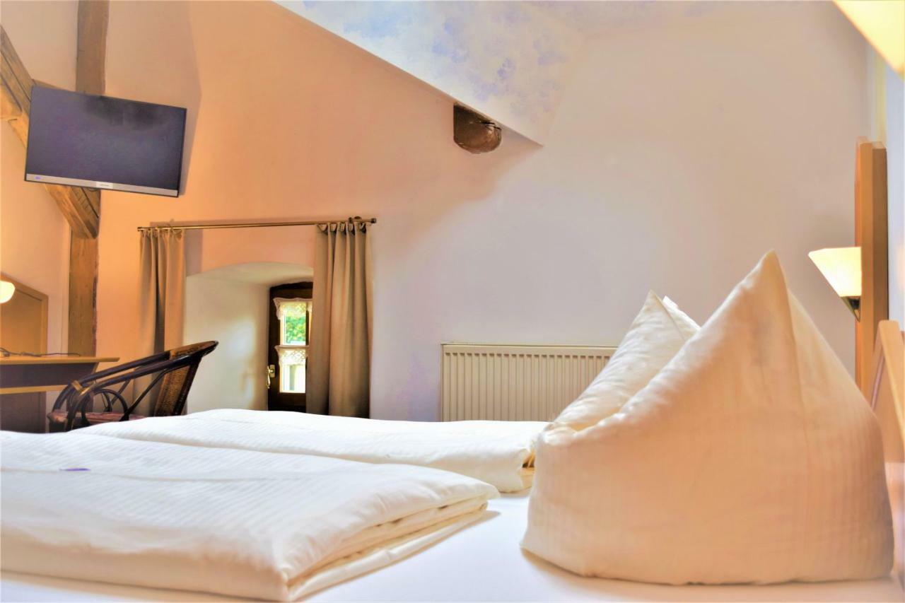 Hotel Zum Braeu Kinding Exterior photo