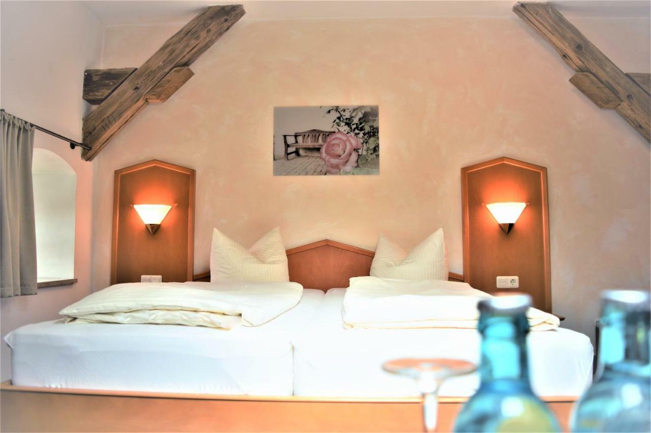 Hotel Zum Braeu Kinding Exterior photo