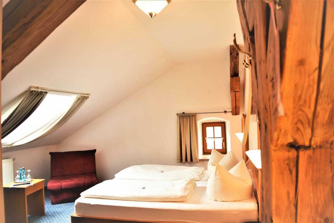 Hotel Zum Braeu Kinding Exterior photo